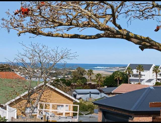 4 BEDROOM HOUSE FOR SALE IN STILBAAI-WES